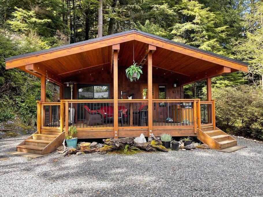 Cozy Corner Cottage Port Renfrew Exteriér fotografie